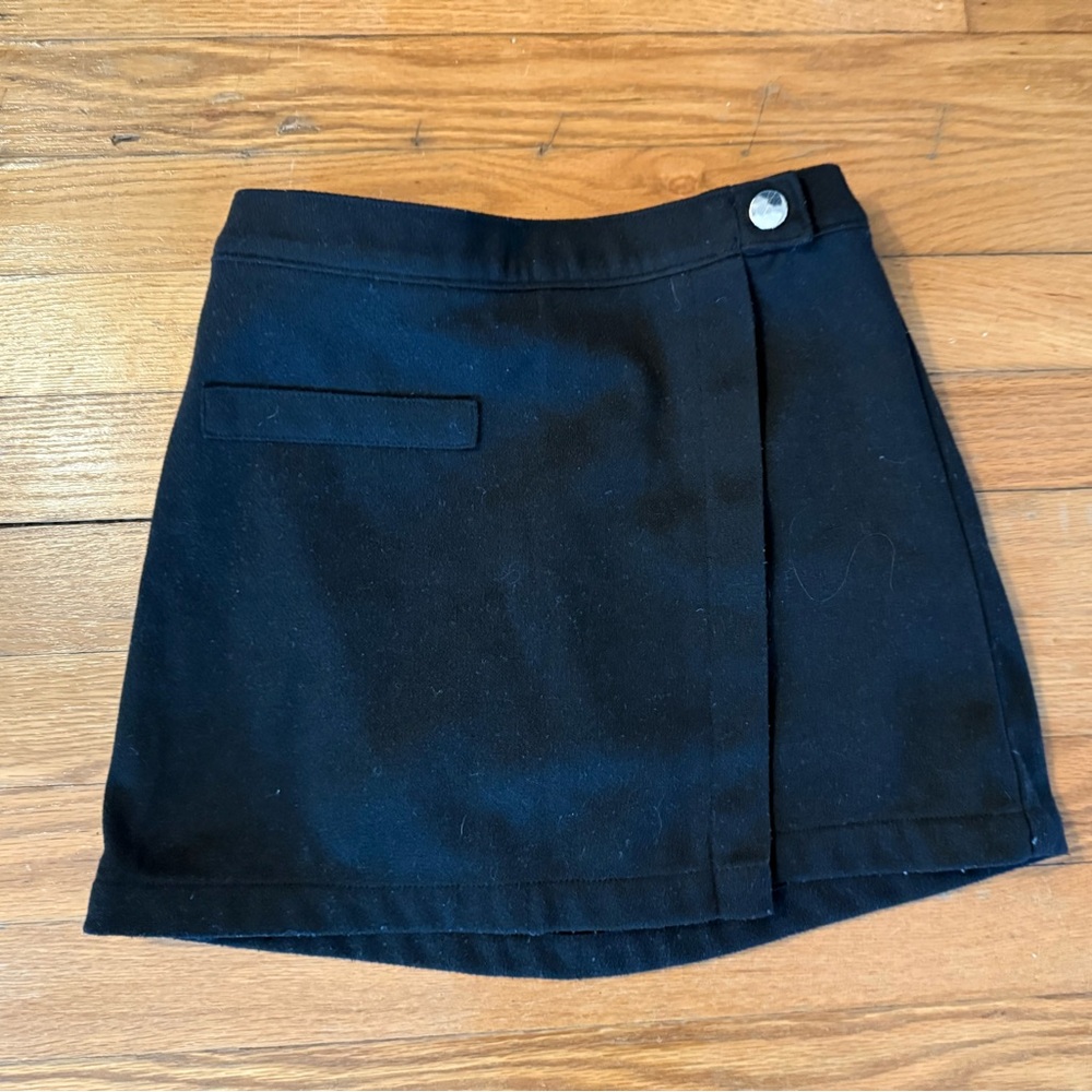 Abercrombie Kids Black wrap Skort size 9/10